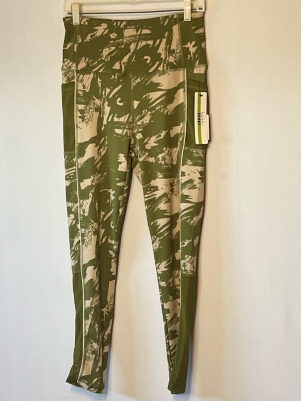New W/T Nicole Miller Women'S Green Media Pocket  Leggings Size Large.